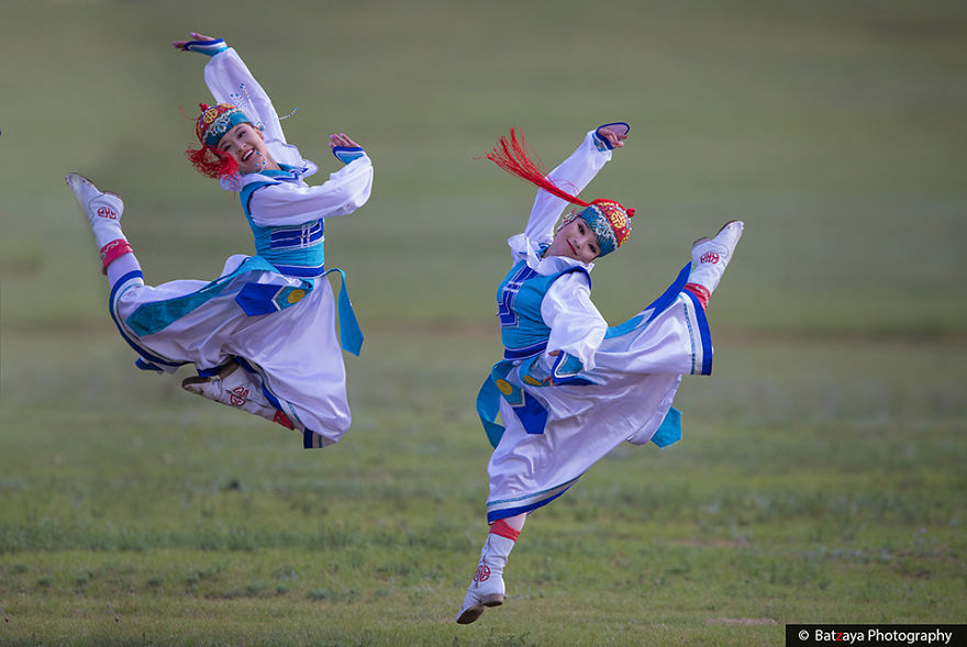 25 outstanding photos show exactly what mongolian naadam festival is 5b4c6db3a3733 880