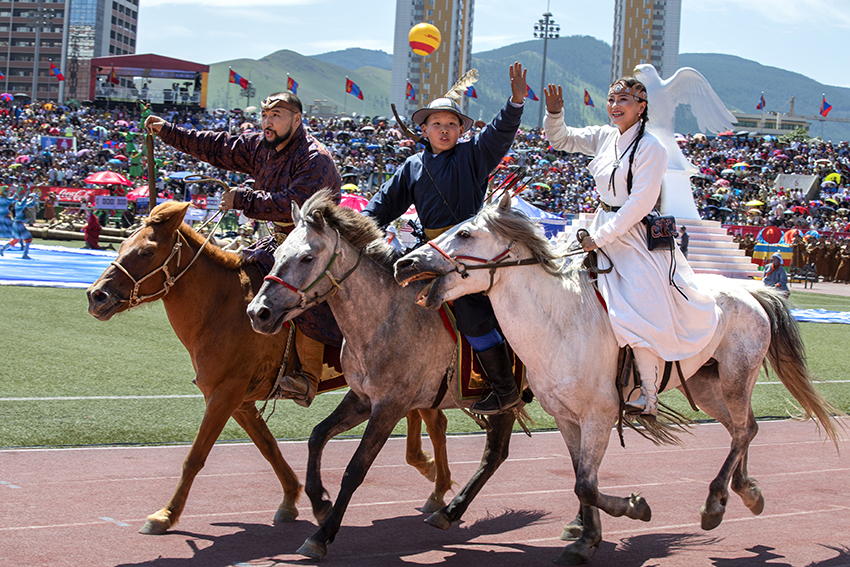 naadam opening ceremony horse riders