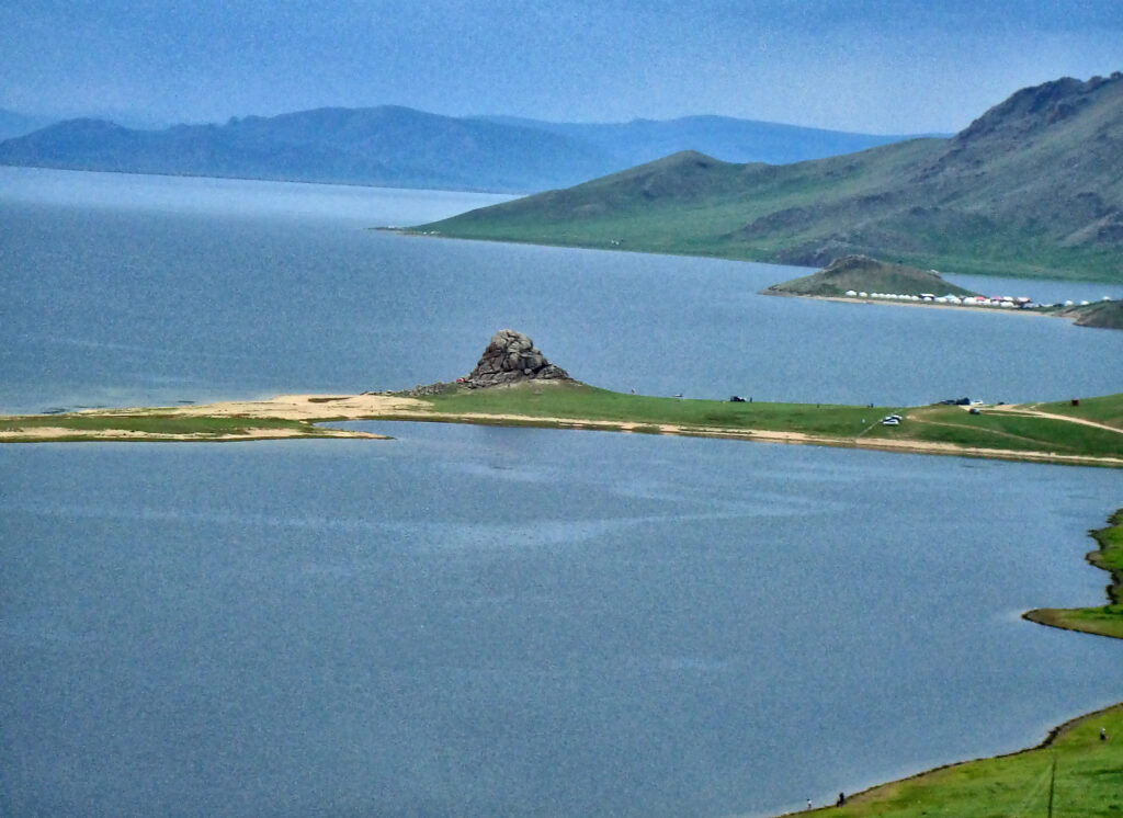 terkhijn tsagaan nuur1 panoramio